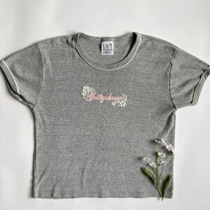 Y2K gray floral tourist tee